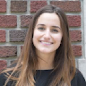 Meet your Posher, Julia